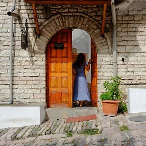 Hoxha Gjirokaster